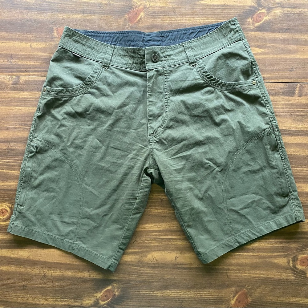 KUHL 'Ramblr' Vintage Patina Dye Dark Olive Green Men’s Shorts Size 34
